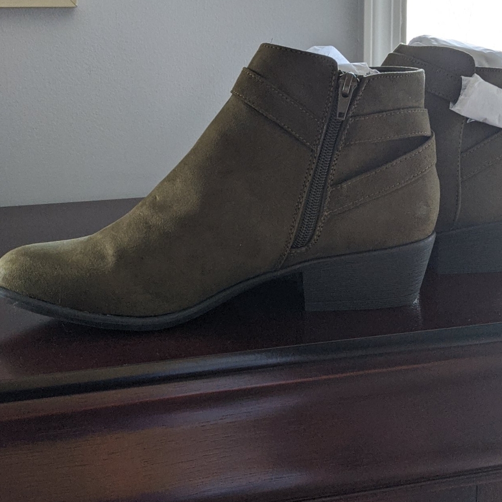 Ankle boots